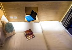Others 2 Bed in 8-bed Mixed Thalay Cha Am by Tha A Co-living With a Million Dollar View - Hostel