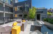 Others 2 Bright Studio On Capitol Hill-amazing Rooftop Studio Bedroom Condo by Redawning