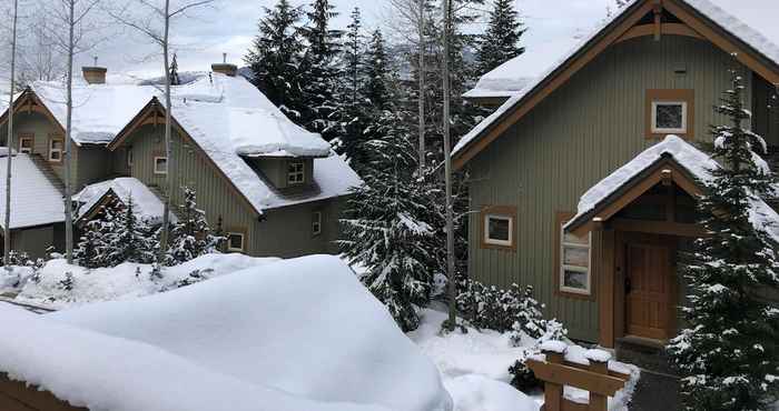 Others Ski in/ Ski out Minutes From Village, Private Hot Tub Sleeps 6 Free Shuttle