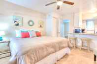 อื่นๆ Tropic Terrace #18 - Beachfront Rental Studio Bedroom Condo by Redawning