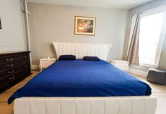 Others 5 THE 1023 With Private Yard & Parking, Near Falls & Casino by Niagara Hospitality