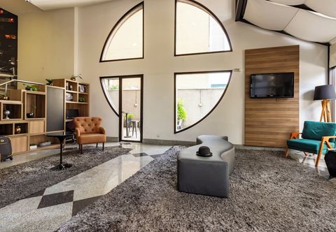 Others Paulista Suites by Charlie