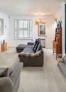 Primary image 3 Bed House, Sleeps 8 - Near St Pancras