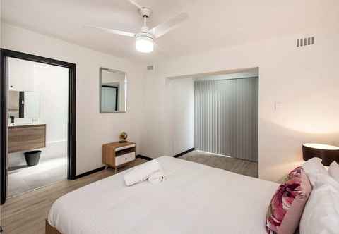 Others Convenient 1BR Apartment Close to Foreshore & Cbd