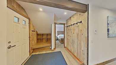 Others 4 Deluxe Slopeside Home Just Steps to Mammoth Mountain Slopes and Village Gondola - 3 Spas, Sauna and Pool by Redawning
