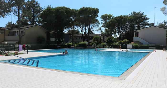 Khác Holiday Complex With Pool, Near Beach in Bibione - Private Beach Place Included