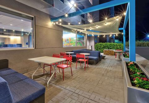Others Tru by Hilton Comstock Park Grand Rapids
