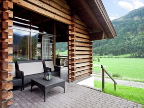 Others 4 Luxurious Chalet With Sauna in Königsleiten