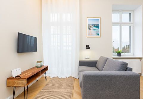 Others Apartment Warsaw Targowa by Renters