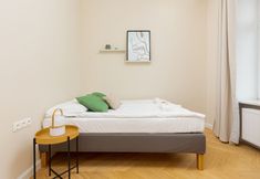 Others 3 Apartment Warsaw Targowa by Renters