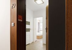 Others 4 Apartments Claro II by Renters