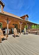 Balcony Weaverville Cabin on 50 Private Acres w/ 6 Cabins