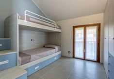 Lainnya 4 Albarella V4 5