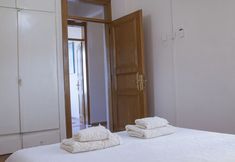 Others 7 Aheste_simple Sea View Flat in Lovely Old Town