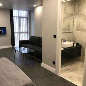 Room 1 Kent Suites Hotels, Bulvar 216 Hotels