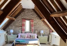 Others 6 Beautiful 6-bed Home in Brecon