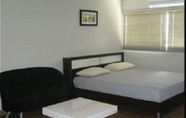 Others 5 Room in Studio - T8 Guest House Don Mueang Challenger Triple Room