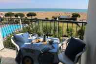 Khác Splendid Three-room Apartment With Frontal sea View - Private Beach Place