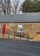 Primary image Inviting 2-bed Barn With hot tub Near Muirkirk