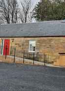 Primary image Inviting 2-bed Barn With hot tub Near Muirkirk
