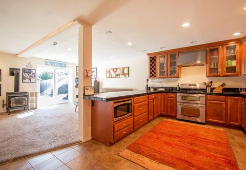 其他 Northern Daylights 1 Bedroom Home by RedAwning