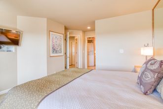 Others 4 River Ridge