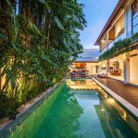 Primary image 1 파불루스 프라이빗 빌라, 3 BR, 캉구 위스 스타프, Aga Solas - Bumbak 호텔