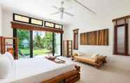 Lainnya 5 Luxury Private Beachfront Haileng Villa