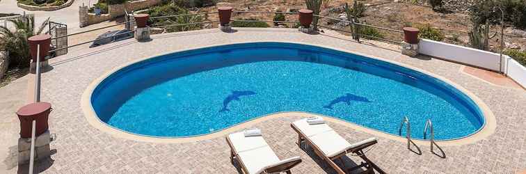 Khác Family Friendly Property With Private Pool & Sea Views, Near Beach