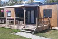 Lain-lain Modern 6-person Chalet in the Frisian Countryside, 3 Bedrooms and Wifi