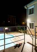 Imej utama Spacious Villa in Crikvenica With Private Pool