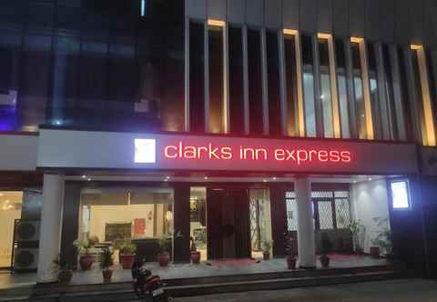 Others Clarks Inn Express