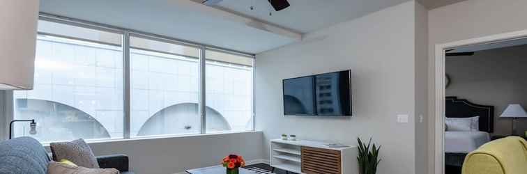 อื่นๆ Cozysuites TWO Beautiful 2BR 2BA Apartments