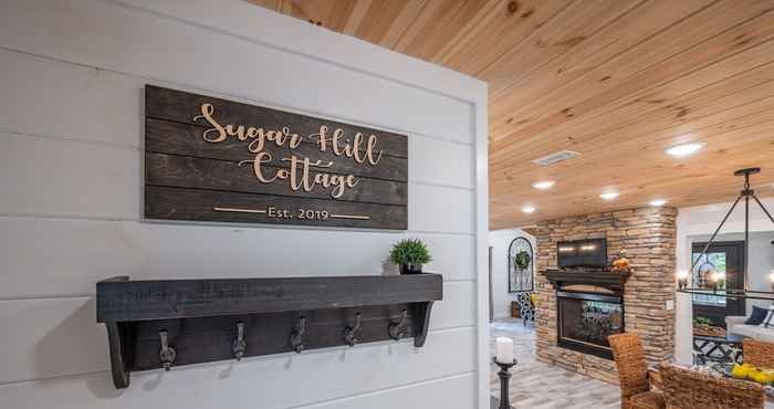 Others Sugar Hill Newly Remodeled Includes Fully Supplied Kitchen and Hot Tub by Redawning