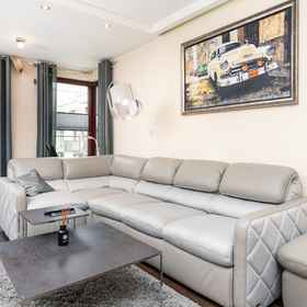 Primary image1Drzewieckiego 公寓 by Renters,格但斯克大学飯店