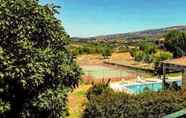 Others 6 Beautiful 10-bed Cottage in Celorico With Pool