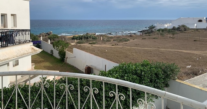 Khác Airbetter - Beachfront 2 Bedroom Apartment in Kelibia