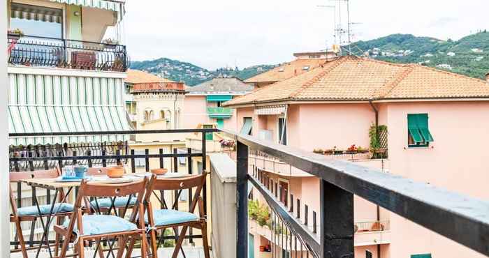 Others Chiavari Colorful Flat with Garage