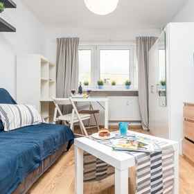 Primary image1Apartment Warsaw Chmielna 116 by Renters,华沙中国签证申请服务中心飯店