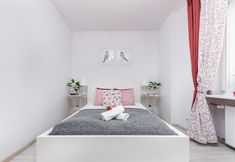 Others 2 Apartment Swietokrzyska 32 by Renters