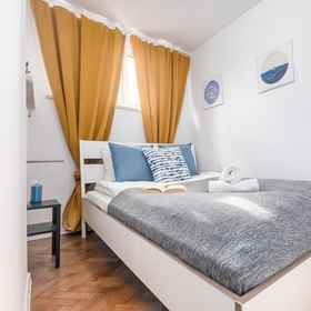 Primary image 1 Apartment Warsaw Solec by Renters, Szwedzka Hotels