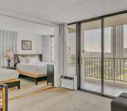 Lain-lain 6 Waikiki Banyan High Level With Private Lanai 1 Bedroom Condo by Redawning