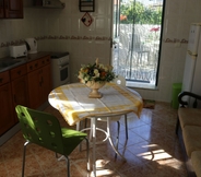 Others 6 Apartment, With Full Kitchen, Bedroom With Double bed and Bathroom,