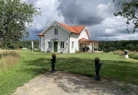 Others Rustic Luxury Lakeside House Transformed Chapel