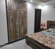 Others 5 Diamount 1 Bedroom Full Furnished Apartment