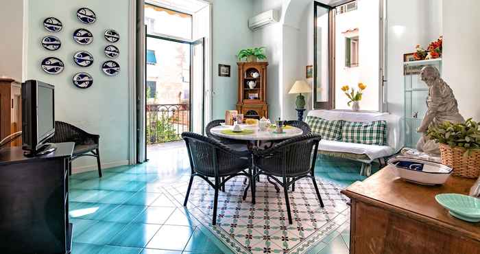 Others Upscale Central Amalfi Apartment In 19th-century Building