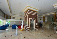 其他 4 Side Aventus Hotel