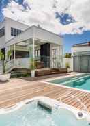 Primary image Your Luxury Escape - Summerhaven House