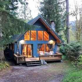 Primary image 1 Mt Baker Lodging Cabin 53 - Sleeps 6, Whatcom County Villas