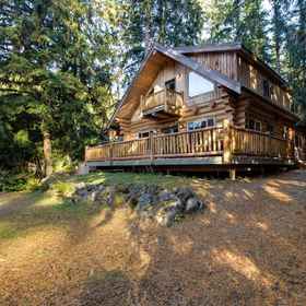 Room 1 Mt Baker Lodging Cabin 61 - Sleeps 6, Whatcom County Villas